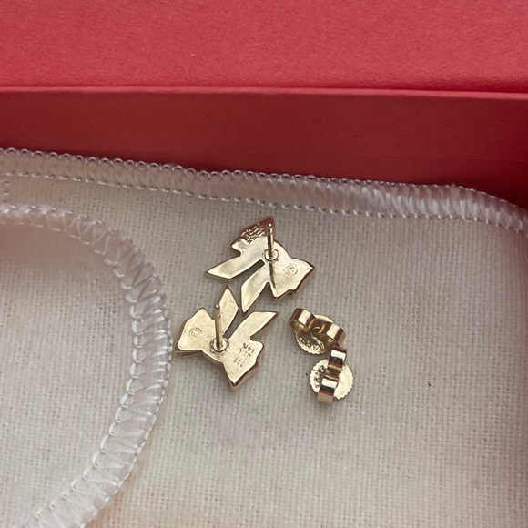 James Avery 14k yellow Gold Bow Back-Post Stud Earrings - Picture 5 of 15